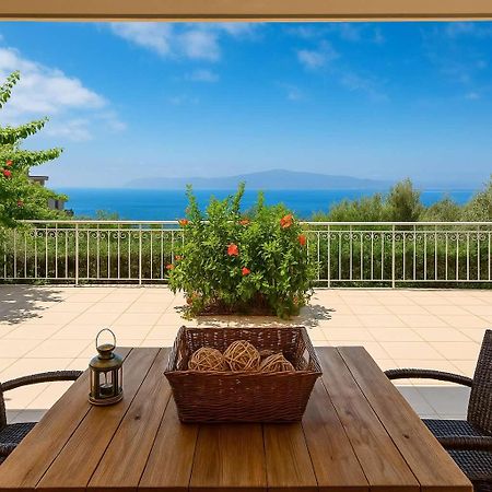 Villa Aigli Fully Equipped Getaway - Seaview Lux Retreat Kalamata Exterior foto