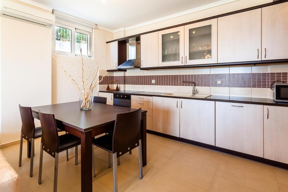 Villa Aigli Fully Equipped Getaway - Seaview Lux Retreat Kalamata Exterior foto