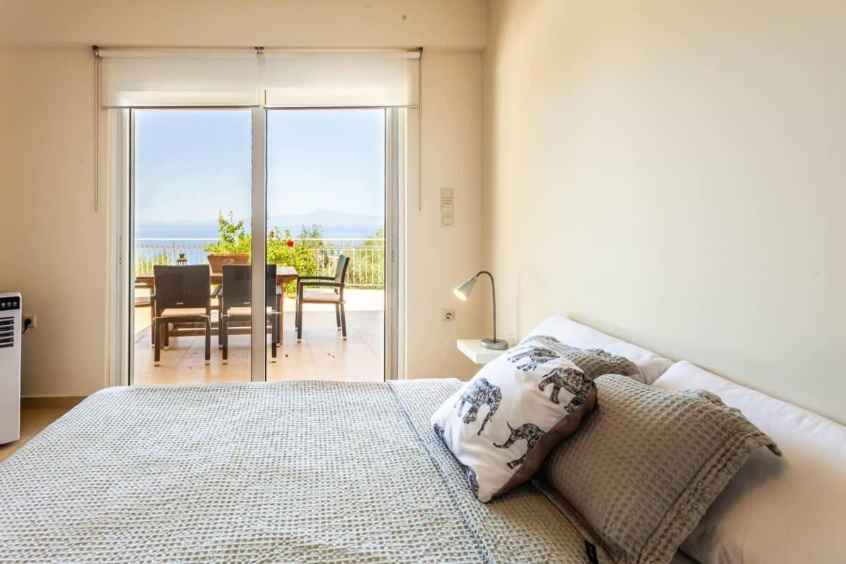 Villa Aigli Fully Equipped Getaway - Seaview Lux Retreat Kalamata Exterior foto